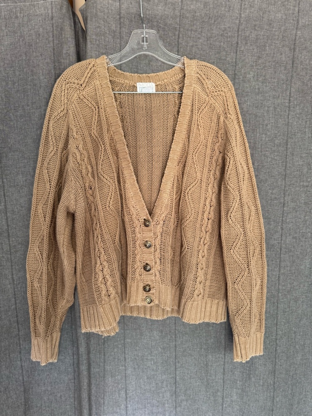 Vintage 5 Button V-neck Chunky Cable Knit Fisherman Chic Coastal Sweater Grandma